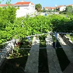 With A Parking Space Nin, Zadar - 14460 닌