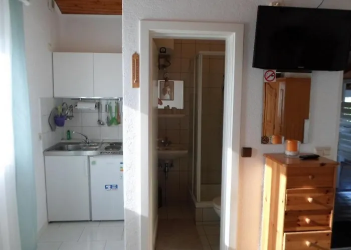 Apartman With A Parking Space Nin, Zadar - 14460